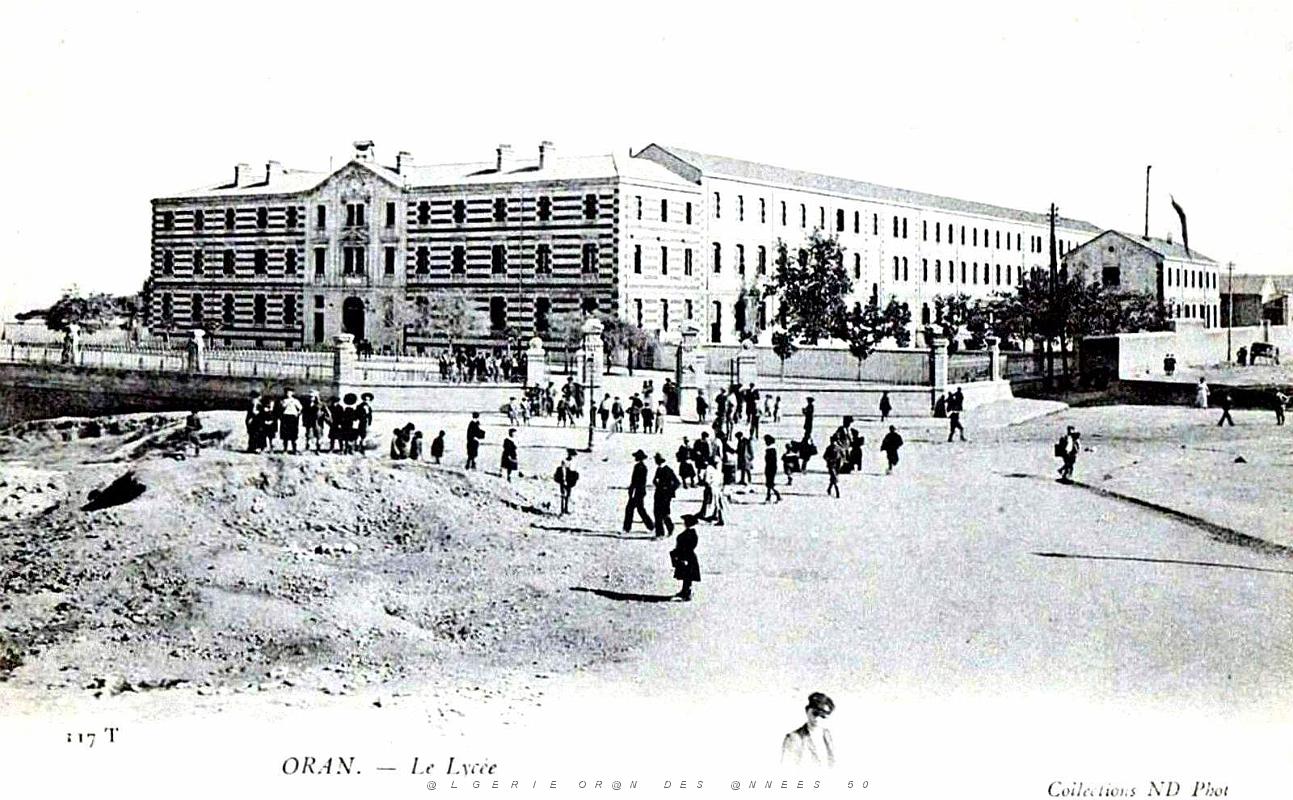 Oran - Le Lycee Lamoriciere.jpg
